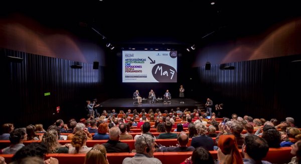 El Museo Picasso y el MaF presentan conferencias, diálogos y una proyección sobre Milan Kundera