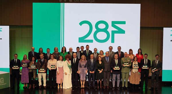 Los malagueños galardonados en los Premios Bandera de Andalucía 2025 han recogido sus premios este viernes