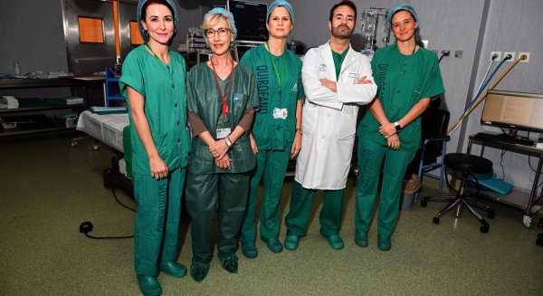 El Hospital Clínico de Málaga es uno de los tres centros andaluces acreditados en técnicas para la recuperación auditiva