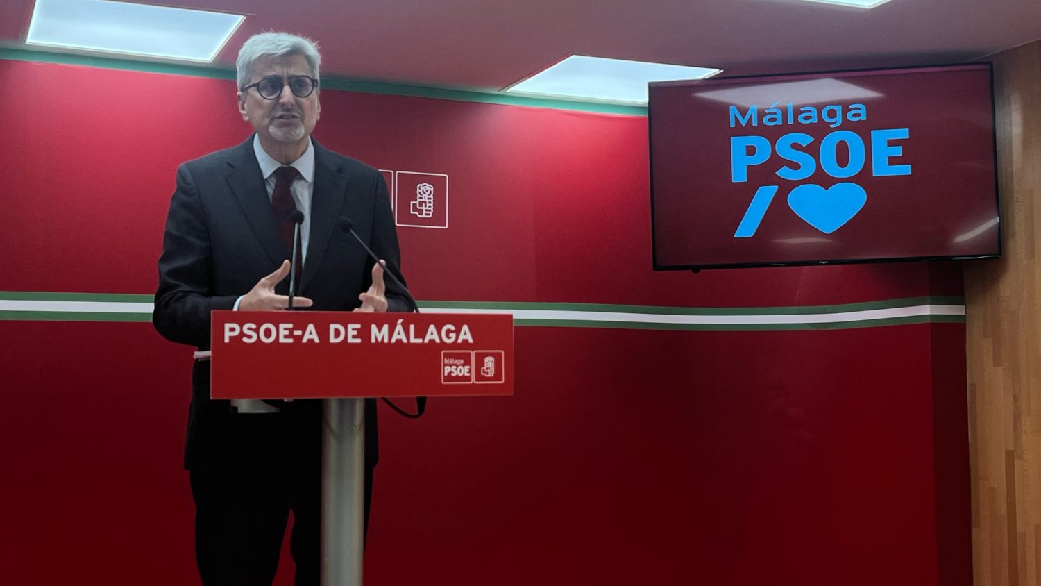 Josele Aguilar inicia su liderazgo en el PSOE de Málaga con el objetivo de romper la hegemonía del PP y renovar el partido