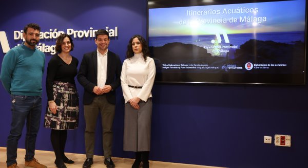 La Diputación propone 42 recorridos acuáticos por la provincia para hacer en kayak, pádel surf o buceando