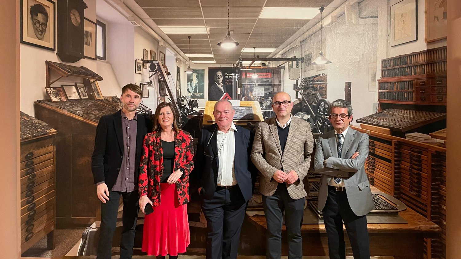 La Diputación expone cien objetos ligados la historia de la Imprenta Sur para conmemorar su centenario