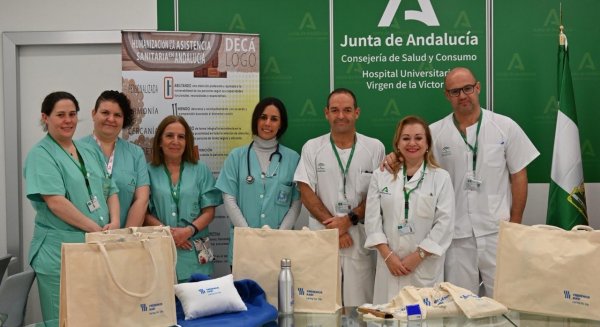 El Clínico entregará un kit de acogida a pacientes oncohematológicos para mejorar la experiencia en el complejo