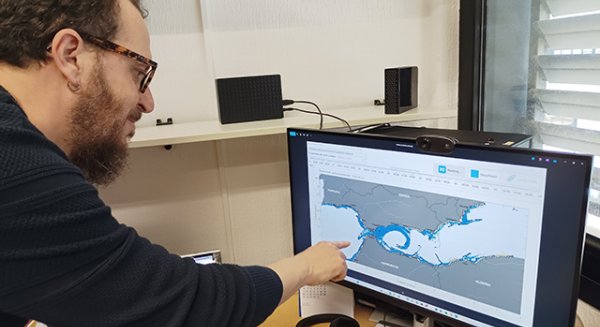 Un estudio de la UMA analiza la importancia de realizar estimaciones precisas para el control de la basura marina