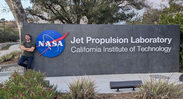 Un estudiante de Doctorado de la UMA realiza una estancia de investigación en la NASA