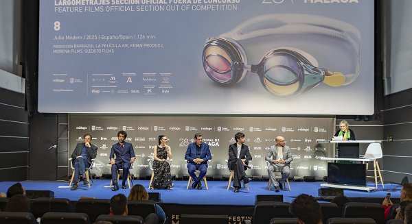 Julio Médem presenta en el Festival de Málaga su última película '8', un recorrido entre la España de 1931 al 2021