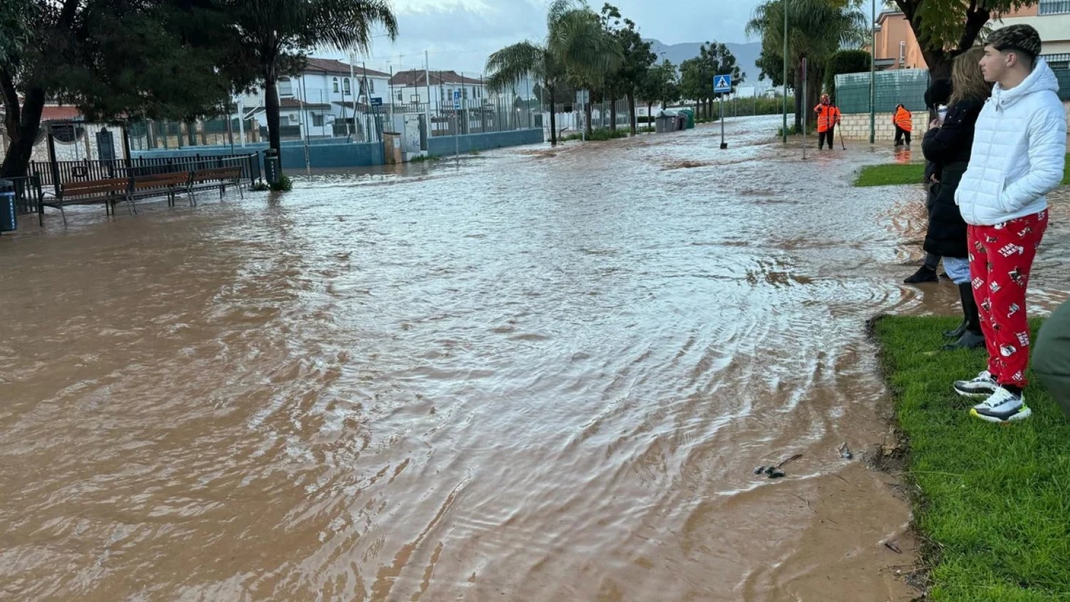 La borrasca Laurence deja casi 100 litros en Málaga y provoca el desbordamiento del Guadalhorce