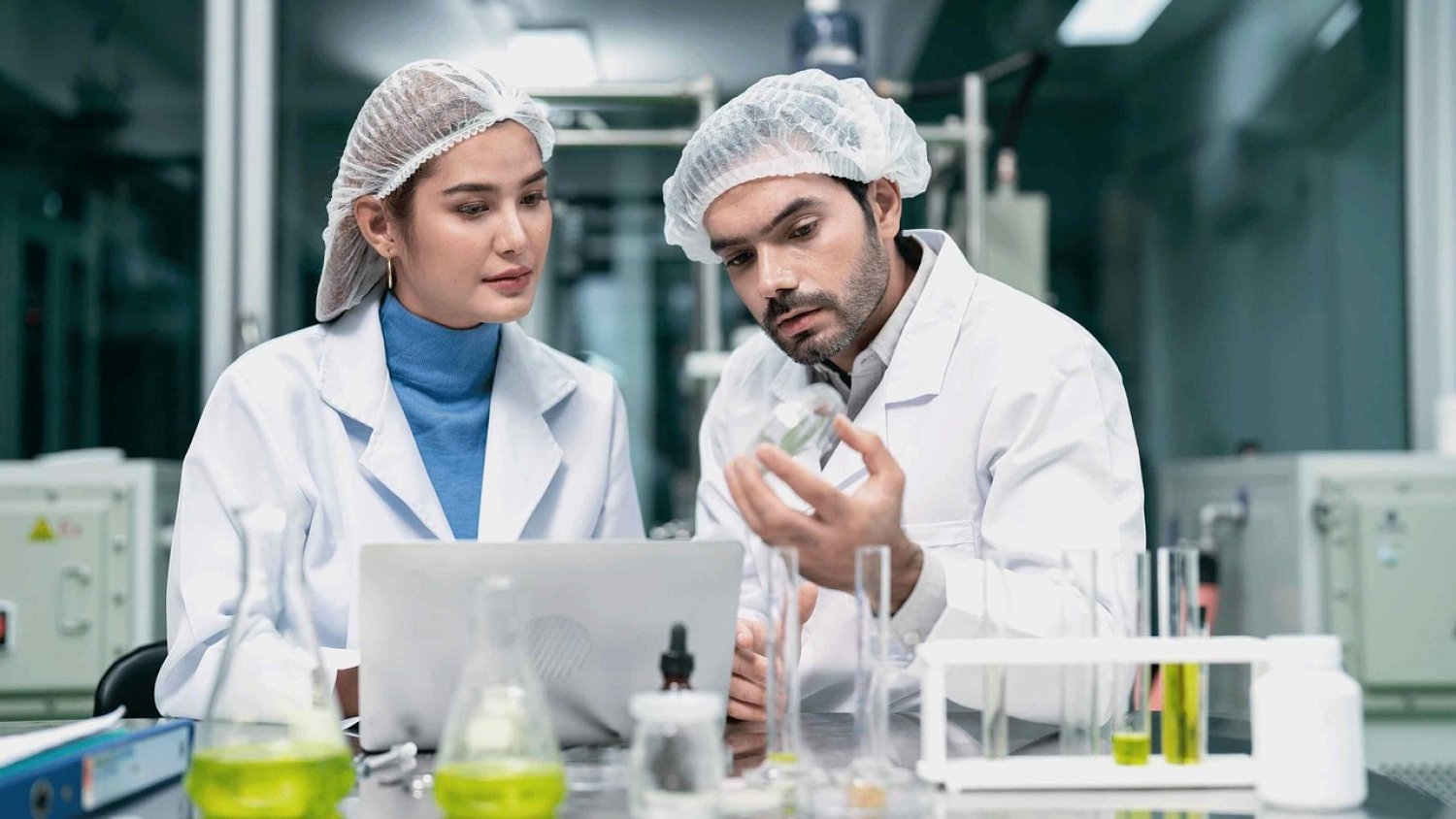 La Junta convoca ayudas de 27M de euros para promover la acreditación y la actividad de las unidades de investigación de excelencia y competitivas