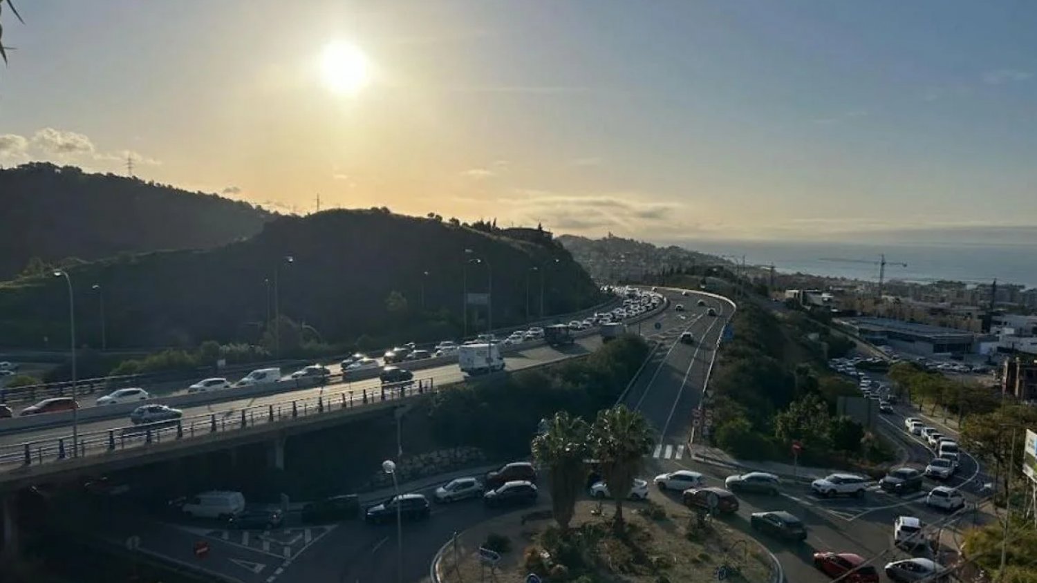 Un accidente en el túnel del Cerrado de Calderón provoca retenciones de 24km en hora punta