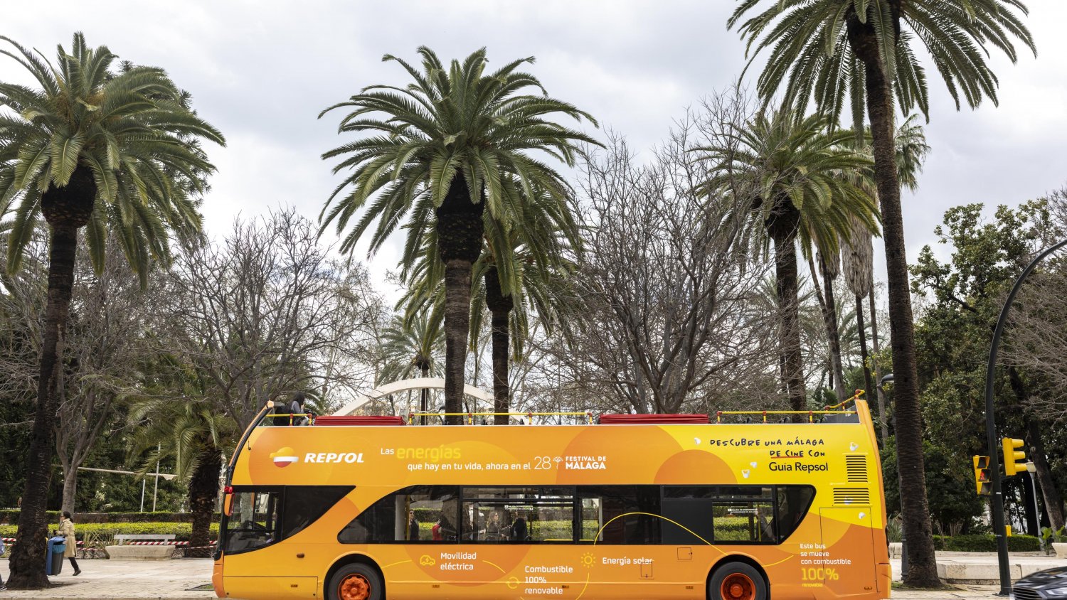 Un Festival de Málaga con menos emisiones que nunca: buses y pantallas de energías renovables con Repsol