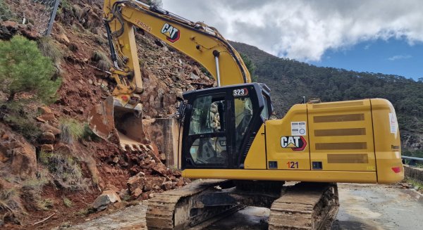 Continúan los trabajos de estabilización de la ladera de la A-397 para poder reabrirla