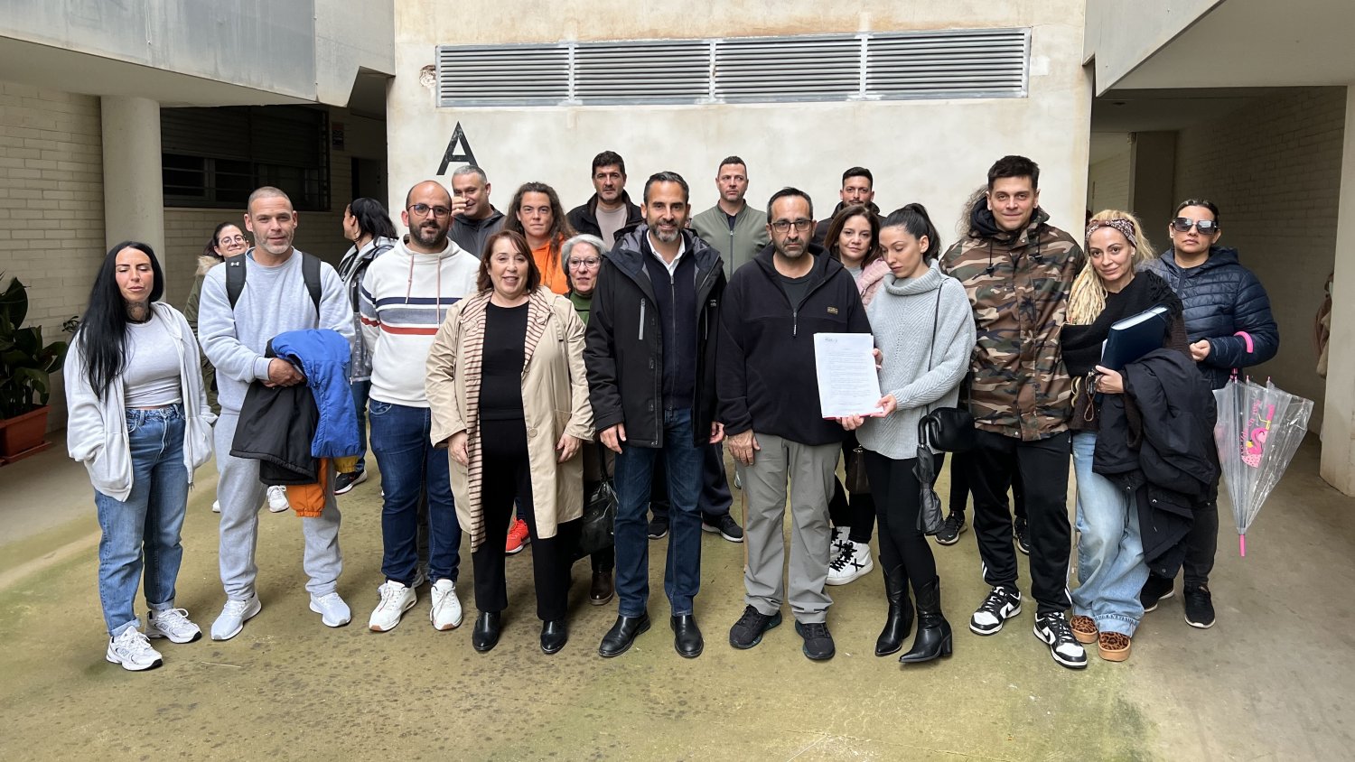 El PSOE de Málaga acusa al Ayuntamiento de 'engañar' a centenares de familias propietarias de VPO en el Puerto de la Torre
