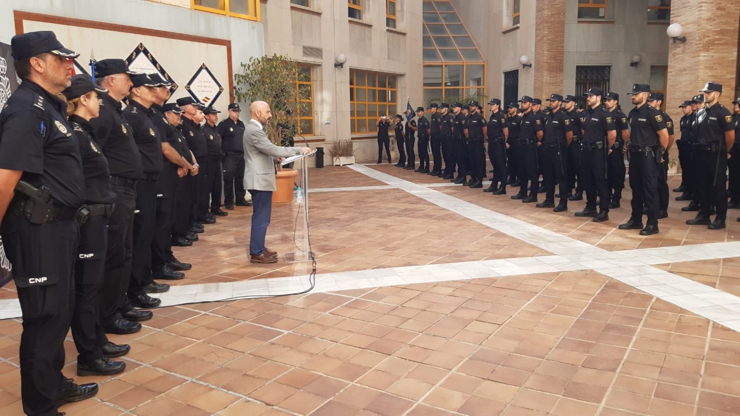 La Policía Nacional incrementa su plantilla con 380 efectivos dentro de la Operación Verano 2022