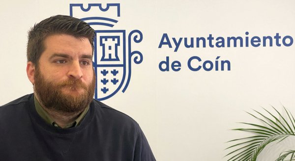 Vox anuncia en Coín una campaña en defensa de los animales y los veterinarios
