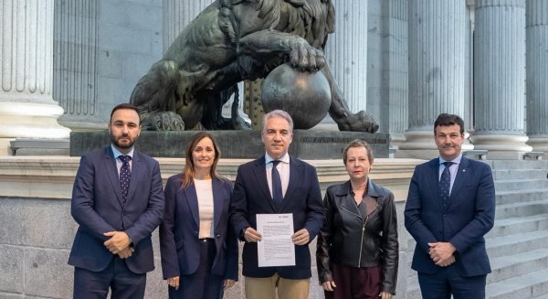 El PP pide frenar el desahucio de 127 vecinos de Torremolinos por la adquisición de terrenos de la Sareb