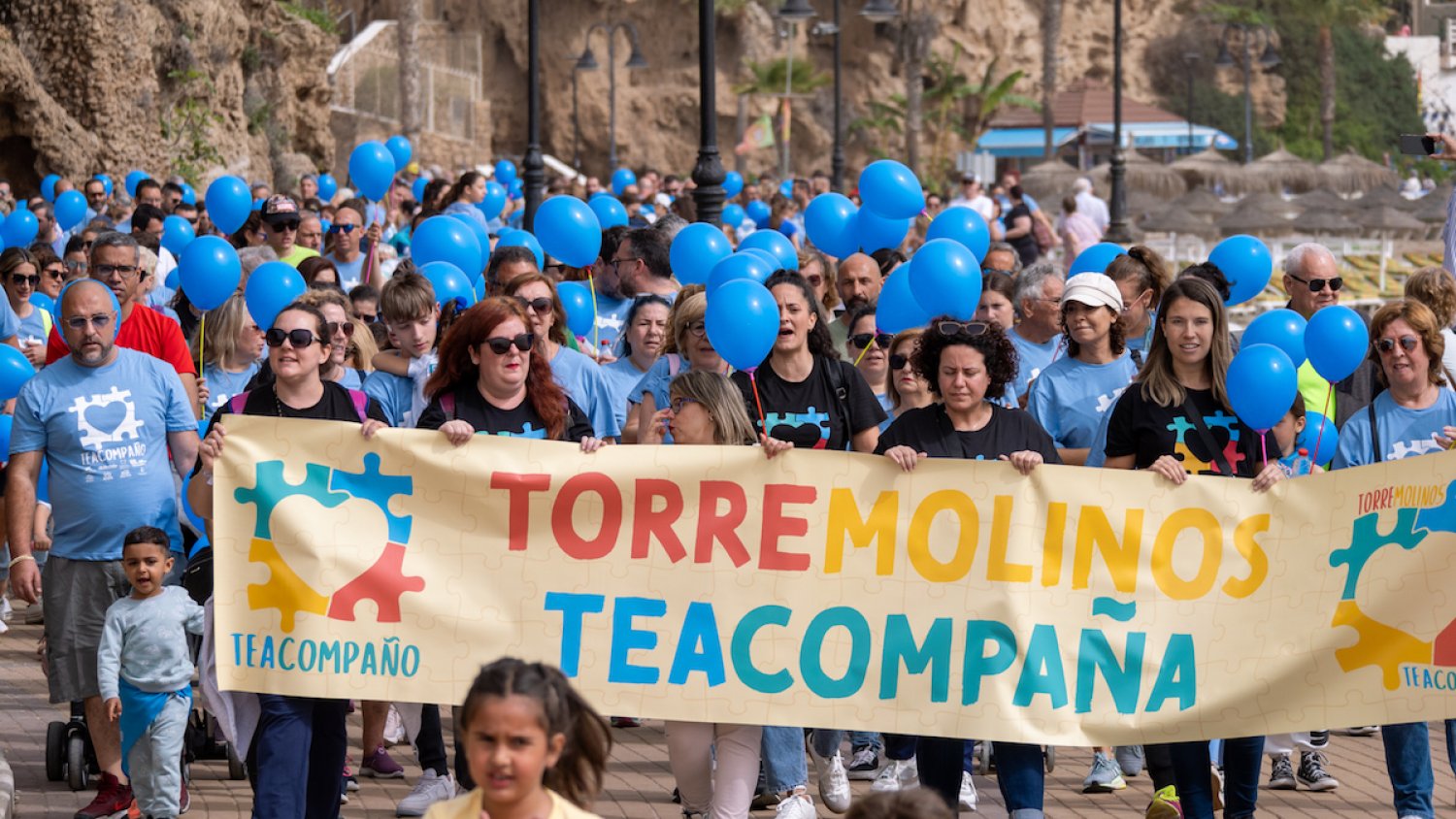 La II Caminata Solidaria Torremolinos TEAcompaña pretende visibilizar el autismo 