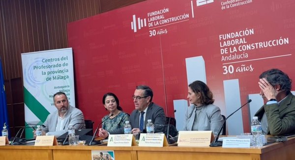 La Junta organiza una mesa sectorial de FP Dual enfocada a la construcción