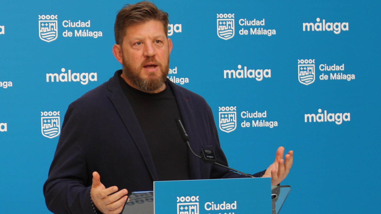 Con Málaga valora la moratoria de viviendas turísticas anunciada por el alcalde: 'Llega tarde y mal'
