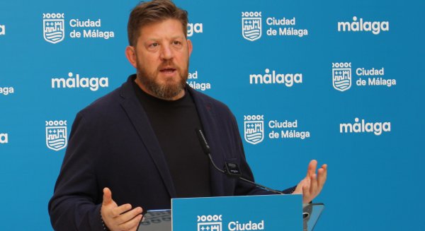 Con Málaga valora la moratoria de viviendas turísticas anunciada por el alcalde: 'Llega tarde y mal'