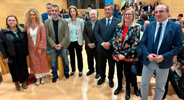 La Diputación expone el Plan Primera Oportunidad en la Feria de Empleo de la UMA