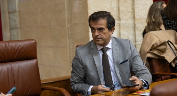 Vox preguntará al Gobierno de Juanma Moreno por los problemas de seguridad y movilidad en el IES Bezmiliana  del Rincón