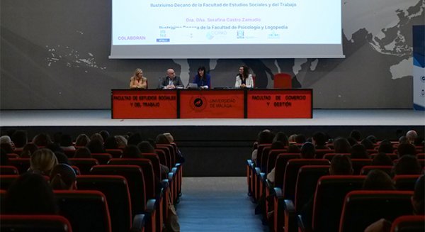 Expertos debaten en la UMA sobre la sensibilización y la responsabilidad en agresiones sexuales a menores