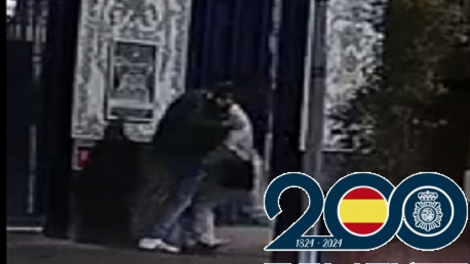 Detenido un carterista que utilizaba el método del 'regate' para sustraer al descuido las pertenencias de turistas en Málaga