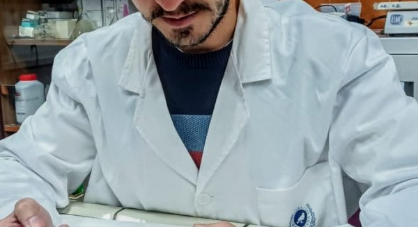 Un científico de la UMA avanza en el diseño de vacunas que contribuyan a la gestión de enfermedades en la acuicultura