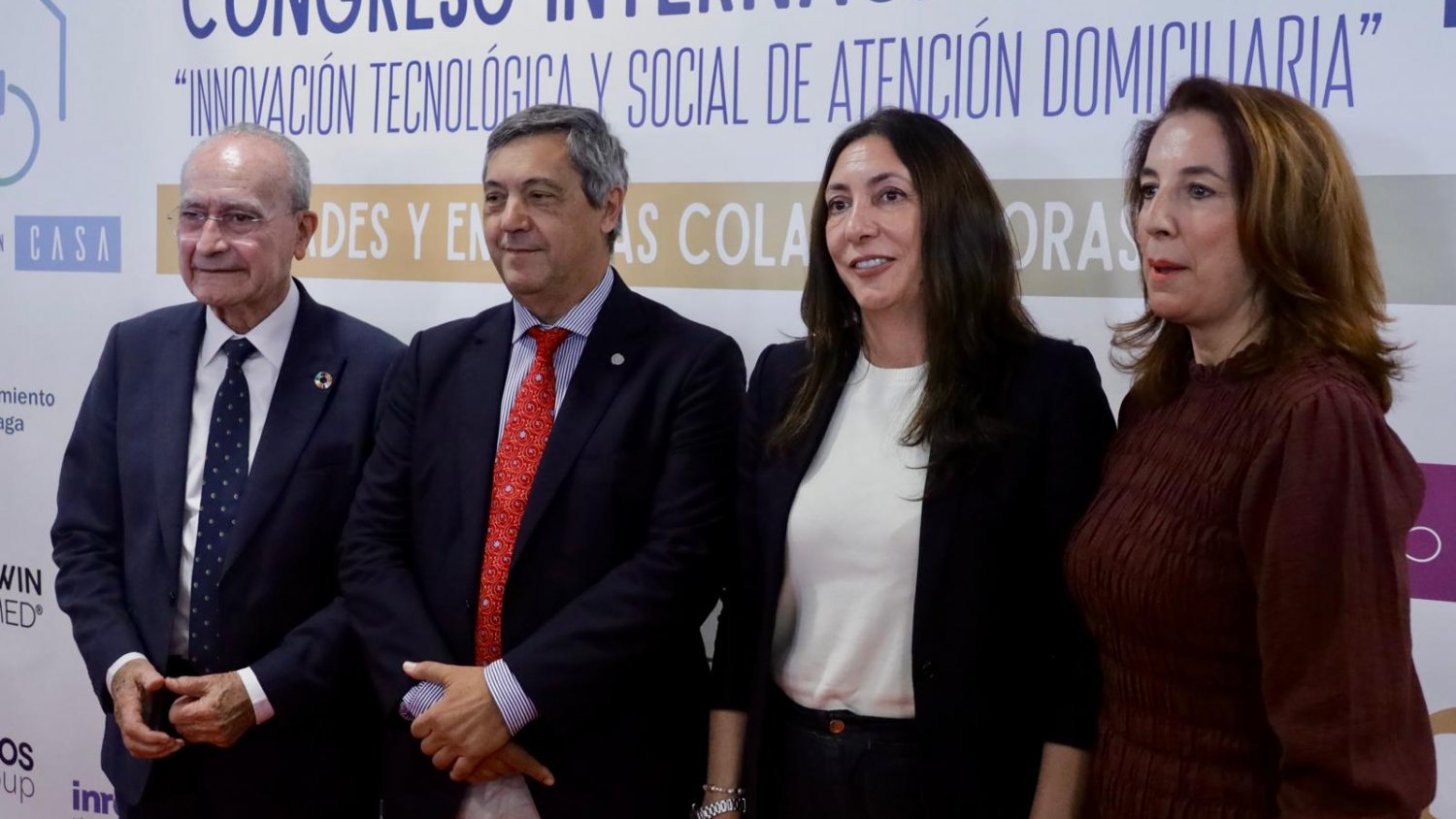 Loles López destaca la innovación tecnológica para mejorar la atención domiciliaria a través del proyecto 'Vivir en Casa'