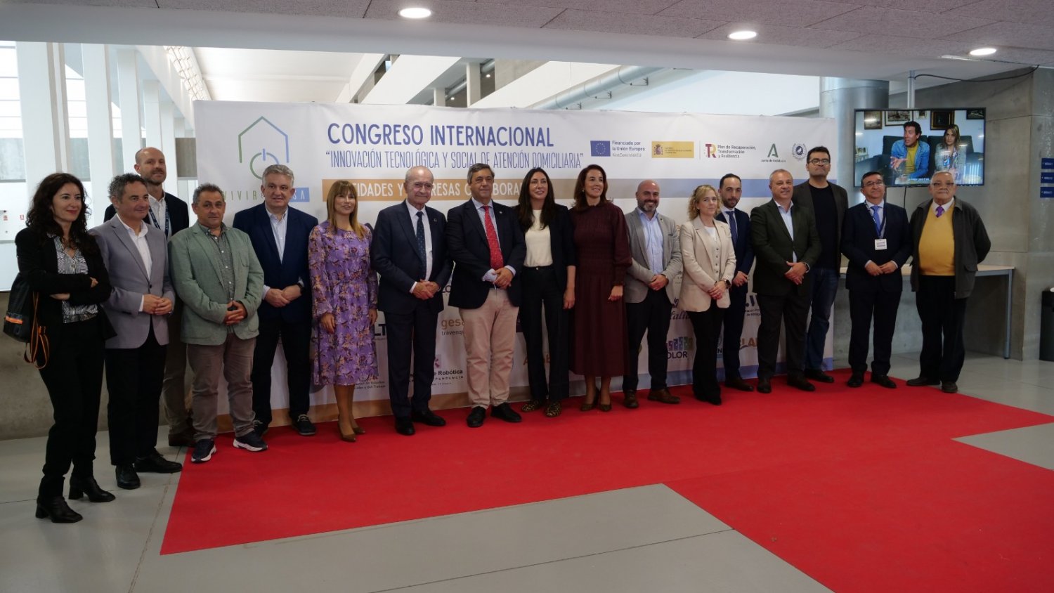 Un congreso aborda la aplicación de las nuevas tecnologías en la atención domiciliaria a través de los servicios sociales