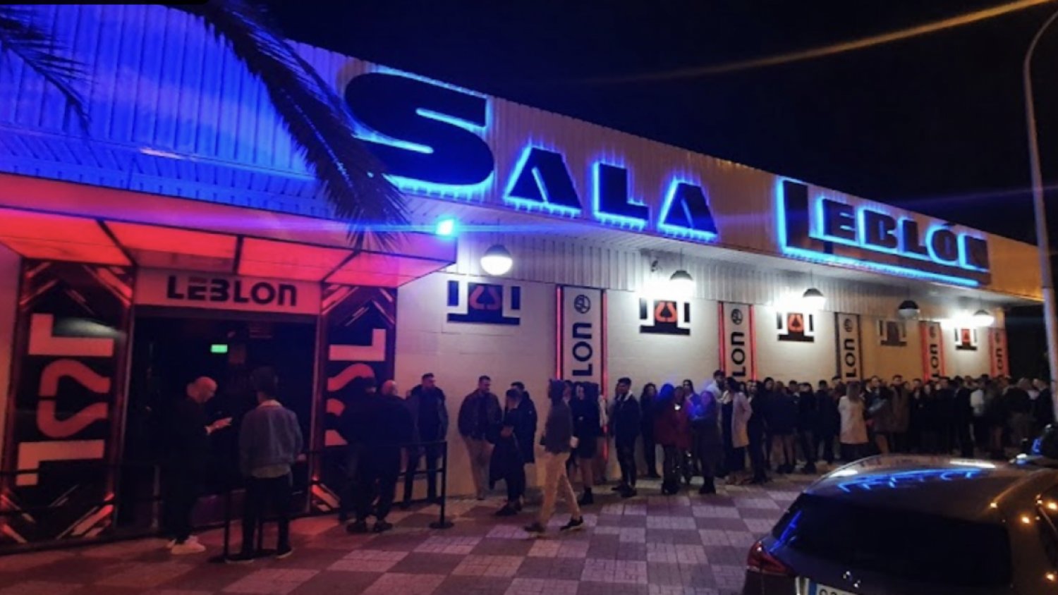Desalojan una discoteca de Málaga después de que una mujer rociara gas pimienta en una pelea por celos