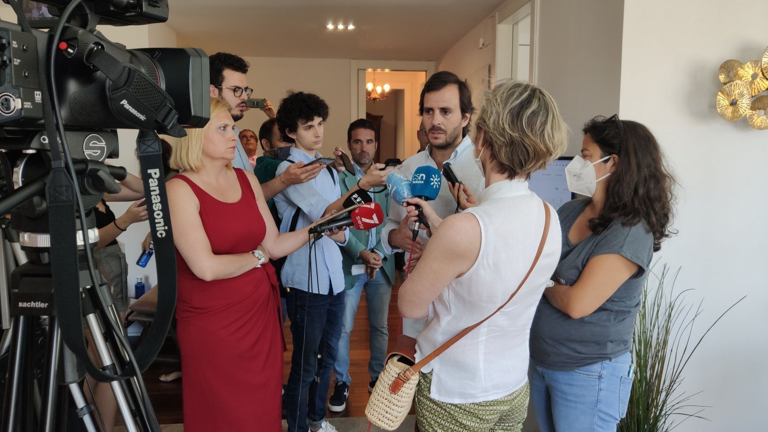 AVVAPro convierte a Málaga en la tercera ciudad en instalar medidores de ruido en los alojamientos turísticos