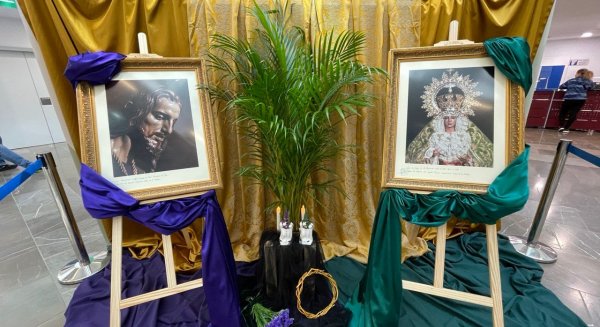 La Semana Santa llega al Hospital Clínico de Málaga con dos cuadros de la Archicofradía del Paso y la Esperanza