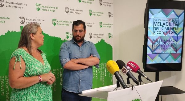 Vélez-Málaga celebra una nueva edición de la tradicional 'Veladilla del Carmen'