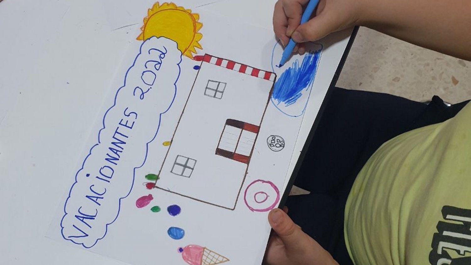 El programa Vacacionantes contra la violencia de género beneficia a más de 65.000 mujeres y niños