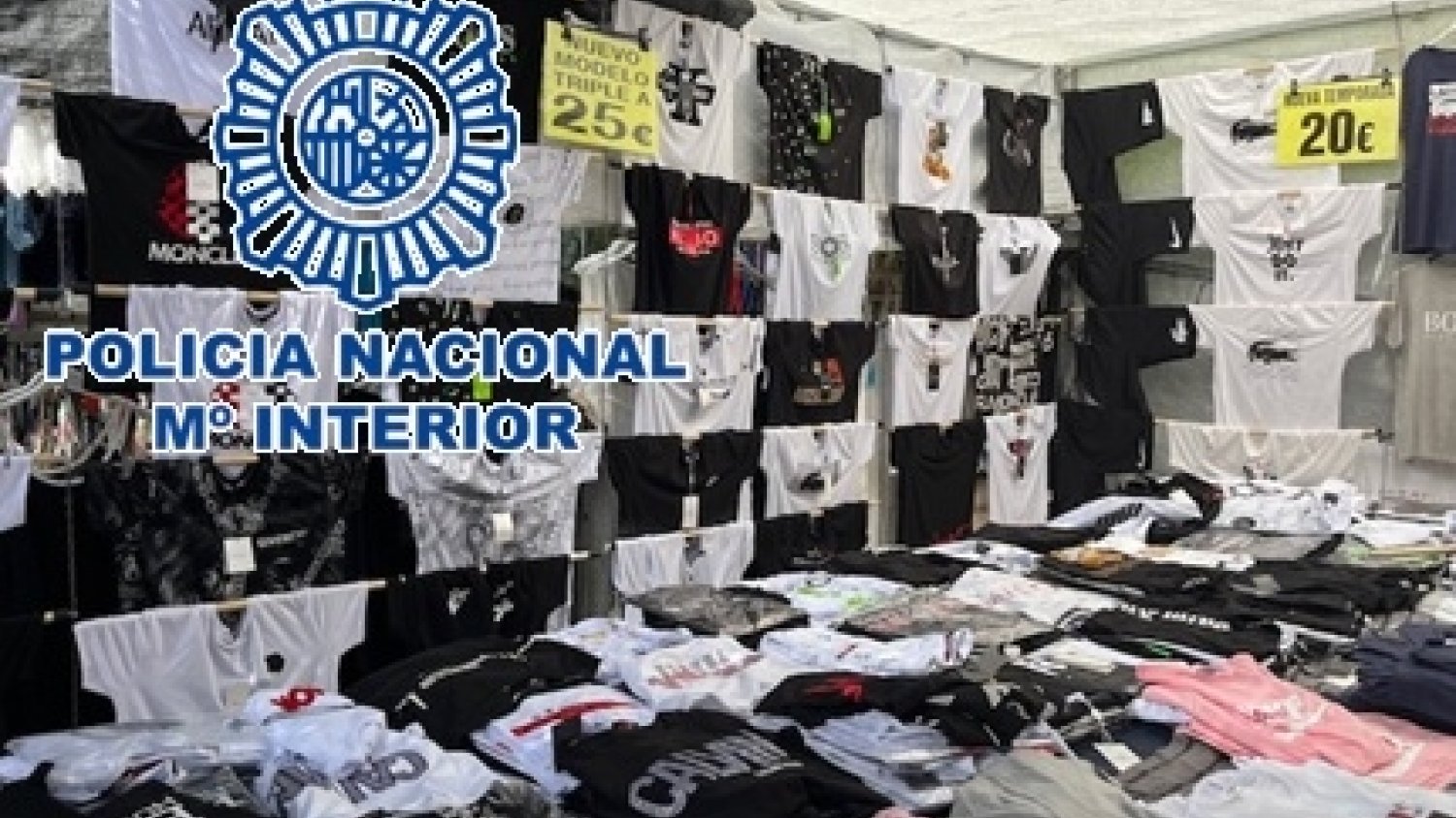 La Policía Nacional interviene más de 19.500 efectos falsificados en Fuengirola y Mijas en una operación con 15 detenidos