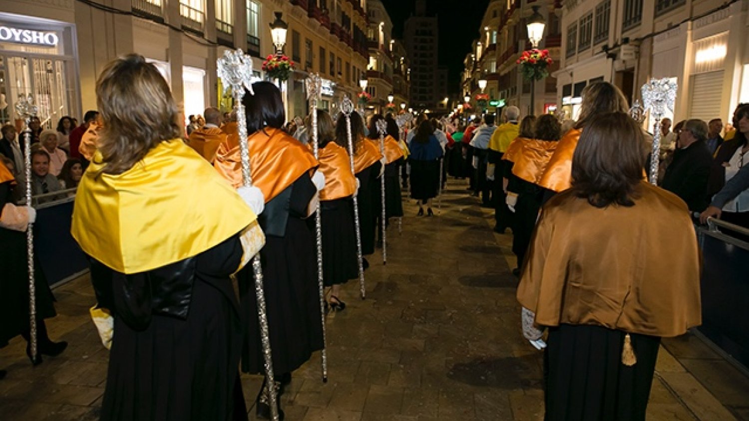 La UMA desarrolla un tratamiento para mejorar la limpieza y la seguridad urbana en Semana Santa