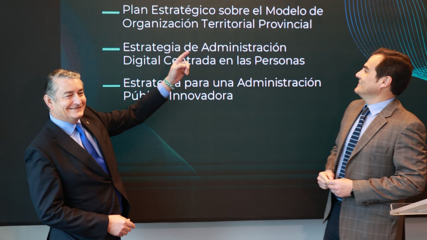 La Junta presenta el Triplán para modernizar y digitalizar la administración y sus delegaciones