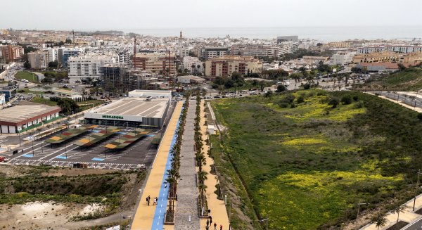Abierto el plazo de presentación de ofertas para la construcción de la nueva piscina cubierta en la avenida Puerta del Mar de Estepona