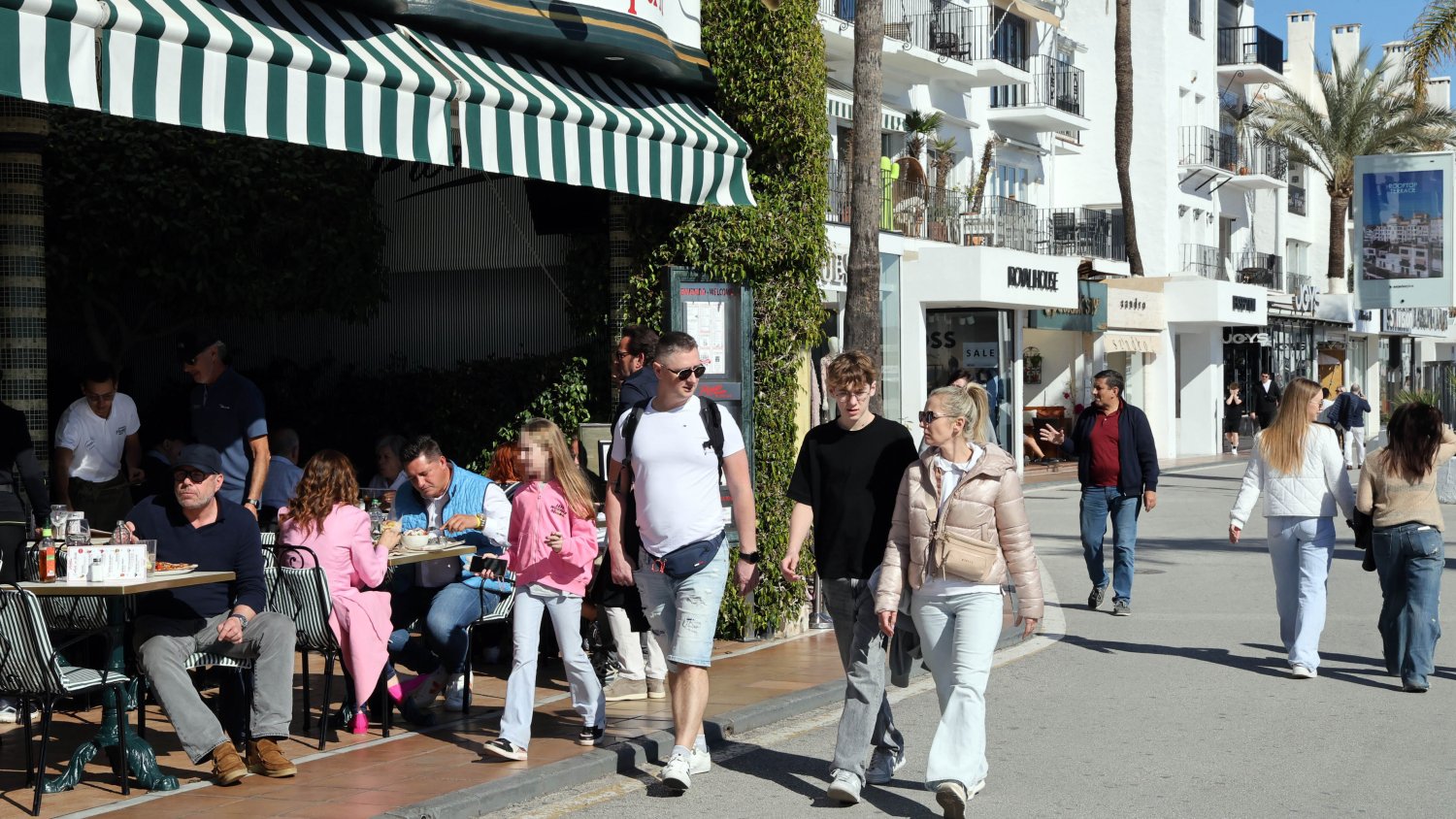 Marbella despide Semana Santa con una ocupación de entre el 80 y el 90 por ciento y el cartel de completo en gran parte de los establecimientos hoteleros