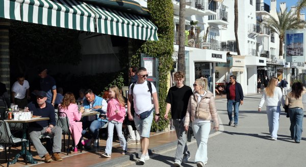 Marbella despide Semana Santa con una ocupación de entre el 80 y el 90 por ciento y el cartel de completo en gran parte de los establecimientos hoteleros