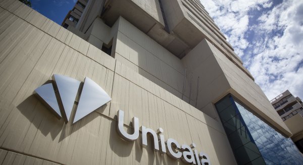 Unicaja impulsa la formación en accesibilidad a  sus más de 7.500 empleados