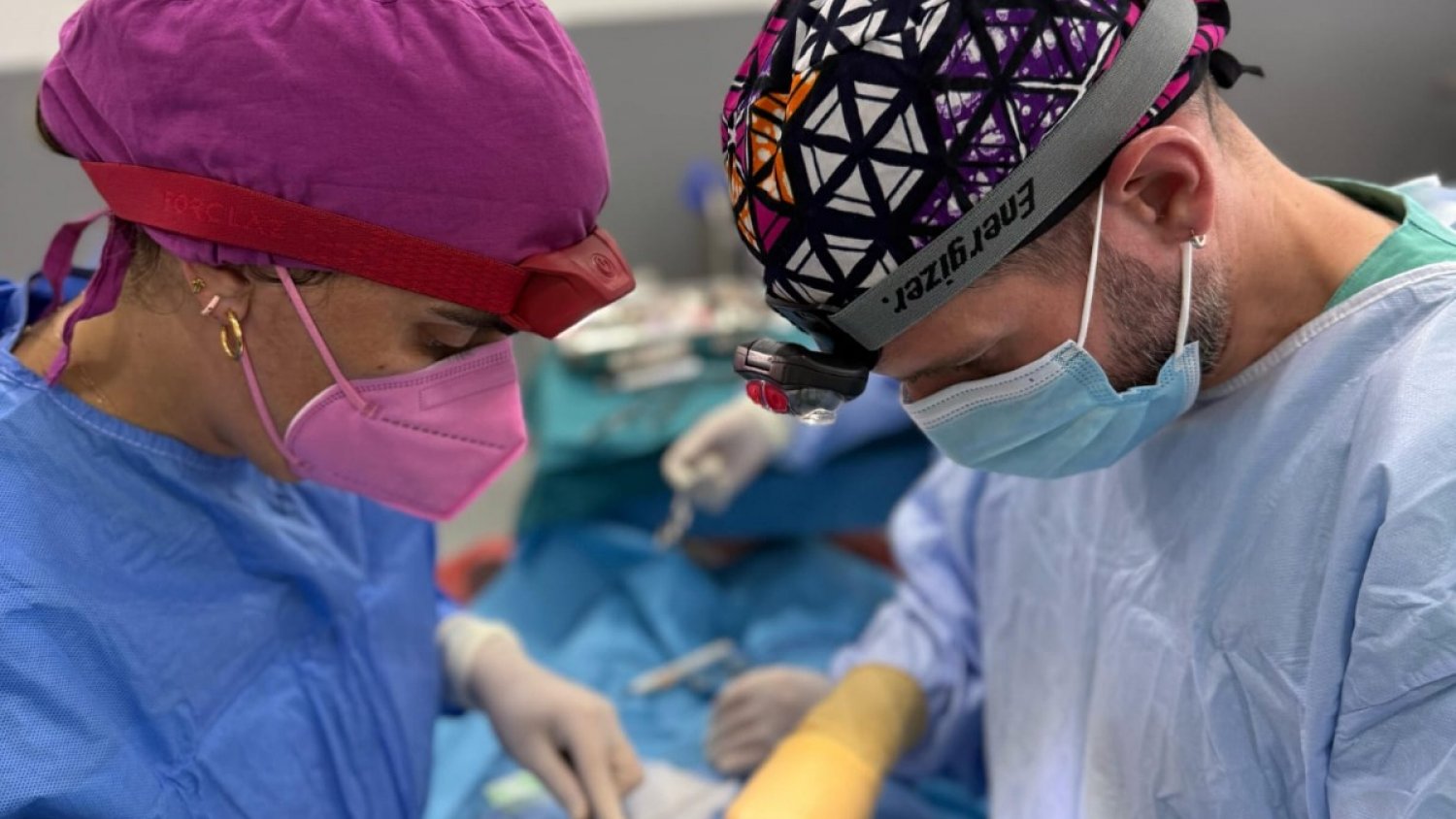Cirujanos del Hospital de Antequera realizan 50 intervenciones quirúrgicas en una zona rural de Tanzania