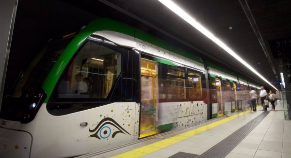 Se reestablece el servicio del Metro de Málaga pero permanece suspendido el Cercanías