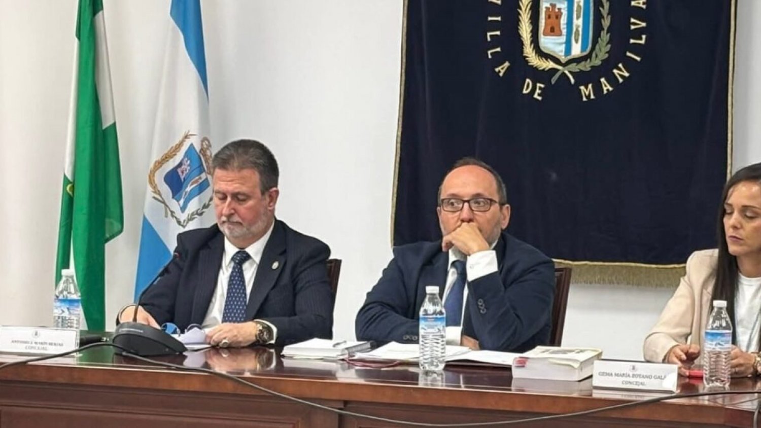 Vox tilda de «obra de teatro» la moción de censura de Manilva: «Han convertido la política en traiciones y engaños»