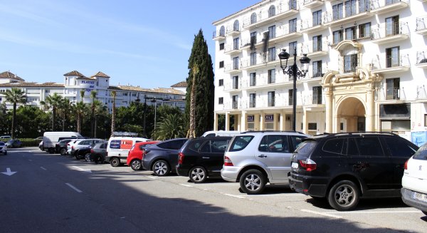 Marbella culmina con antelación las obras de las calles Azalea y Azahar en Nueva Andalucía