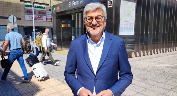 El PSOE de Málaga llevará al Parlamento de Andalucía la petición de adelantar la salida del primer metro de la mañana