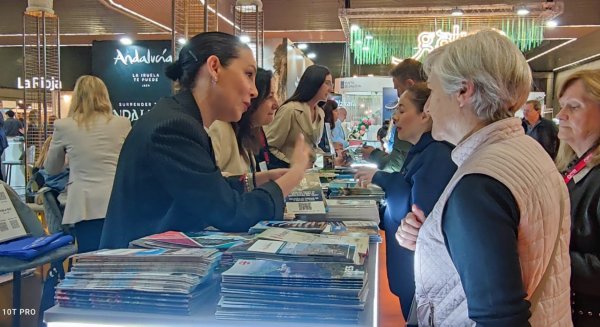 Ronda se promociona como destino cultural, patrimonial y gastronómico en 'Expovacaciones', la principal feria del norte de España