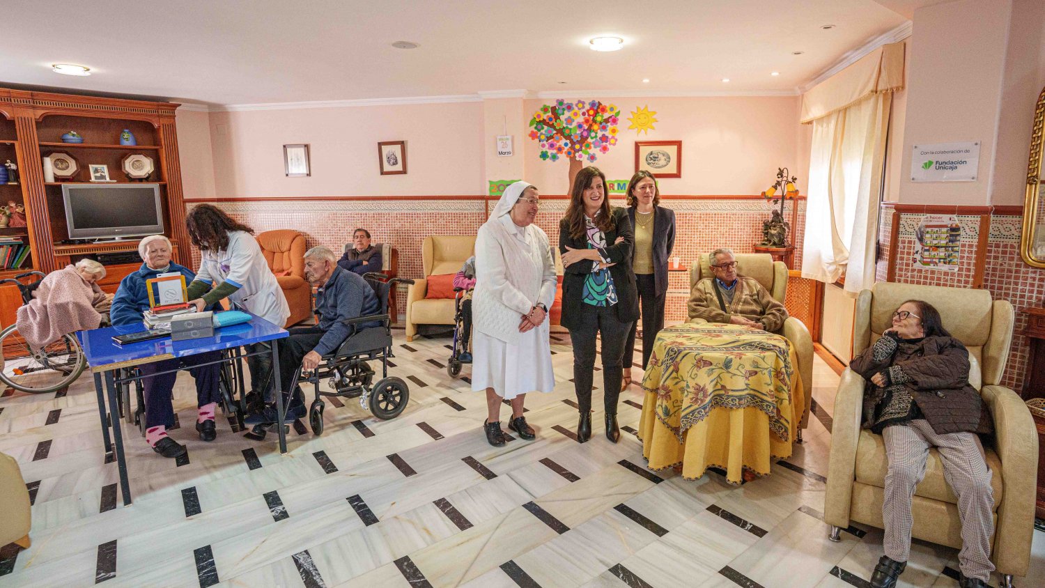 Fundación Unicaja apoya a la Congregación Madres de Desamparados y San José de la Montaña en su proyecto de prevención del alzhéimer
