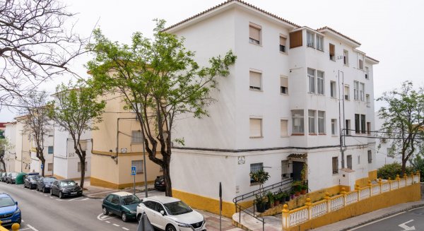  El Ayuntamiento recibe 12 propuestas para redactar los proyectos de remodelación de varios barrios de Estepona